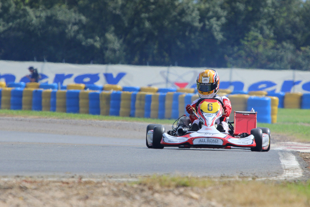 Championnat du Monde à Varennes : Charles assure l'essentiel !