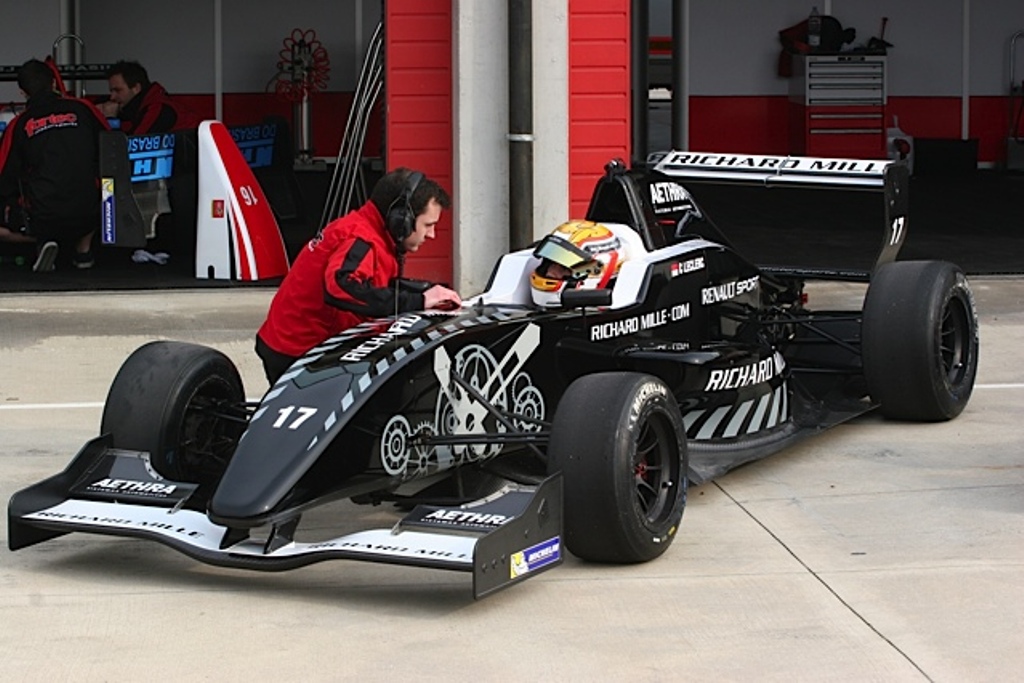 Essais de pré-saison à Imola : Charles déjà dans le bon rythme !