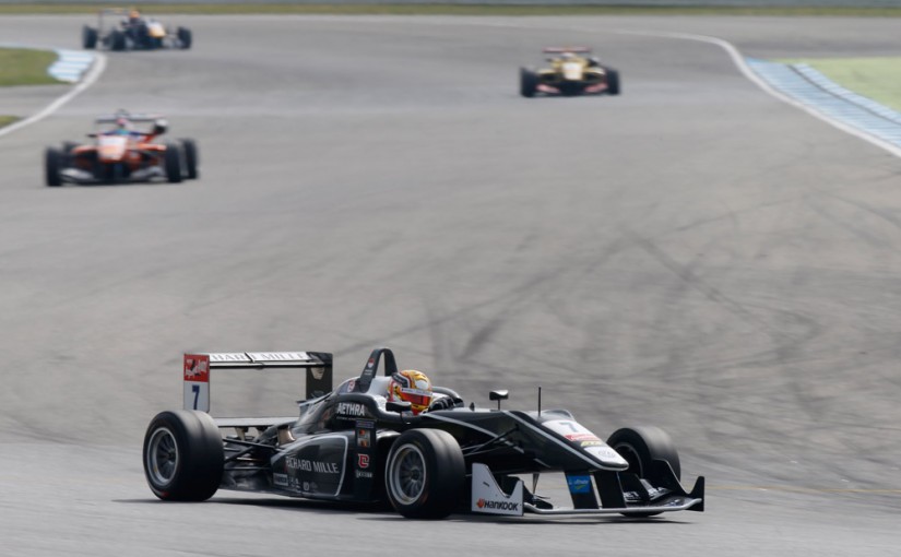 FIA F3 - Hockenheim : très régulier, Charles termine une nouvelle fois sur le podium  !