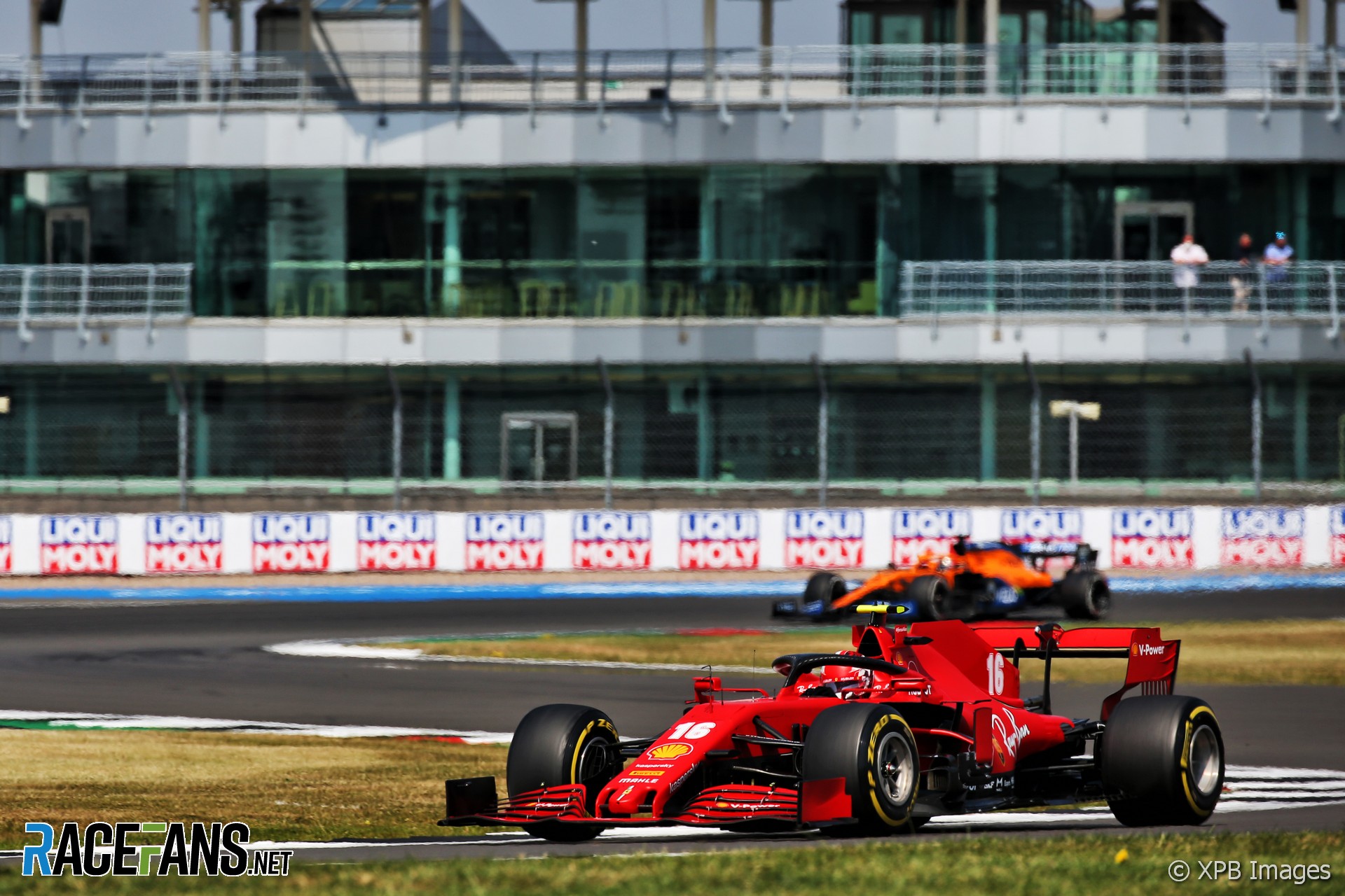 Nomex Porté De Course – Charles Leclerc – Saison 2020 – Original Certifié